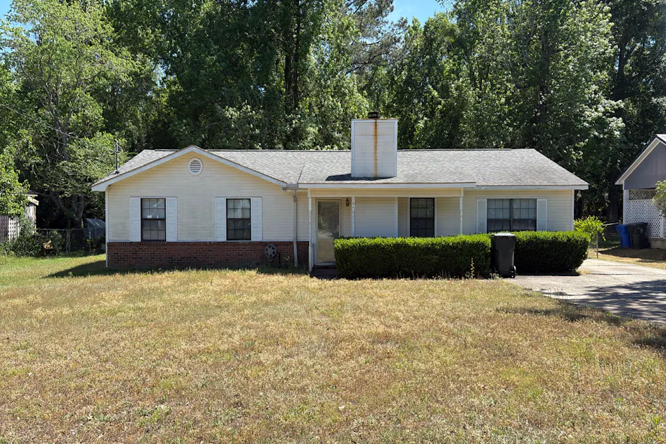 104 Hickory Nut Circle Dothan, AL 36301, Houston County