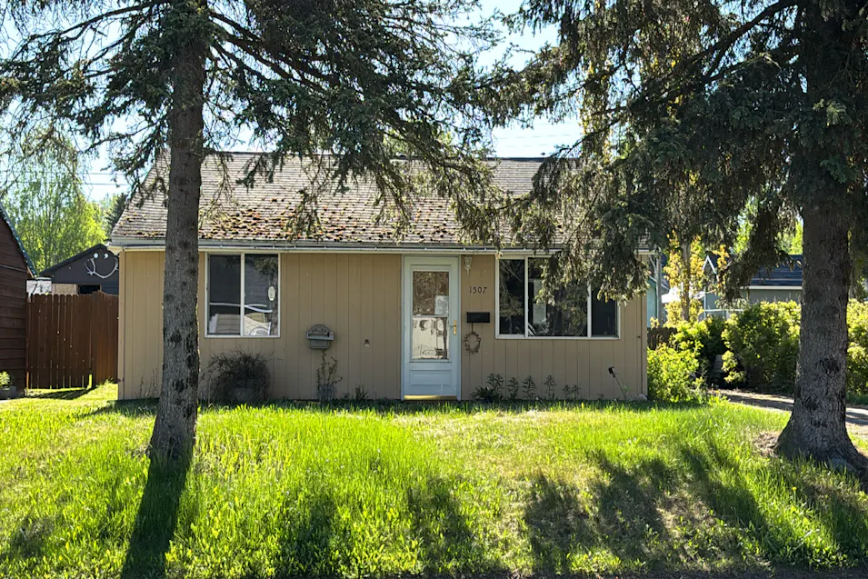 1507 Nunaka Drive Anchorage, AK 99504, Anchorage County