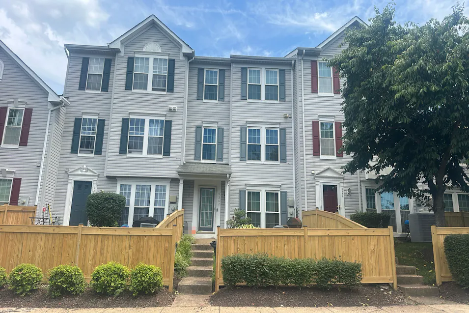 9342 Fringe Tree Lane Manassas, VA 20110, Prince William County
