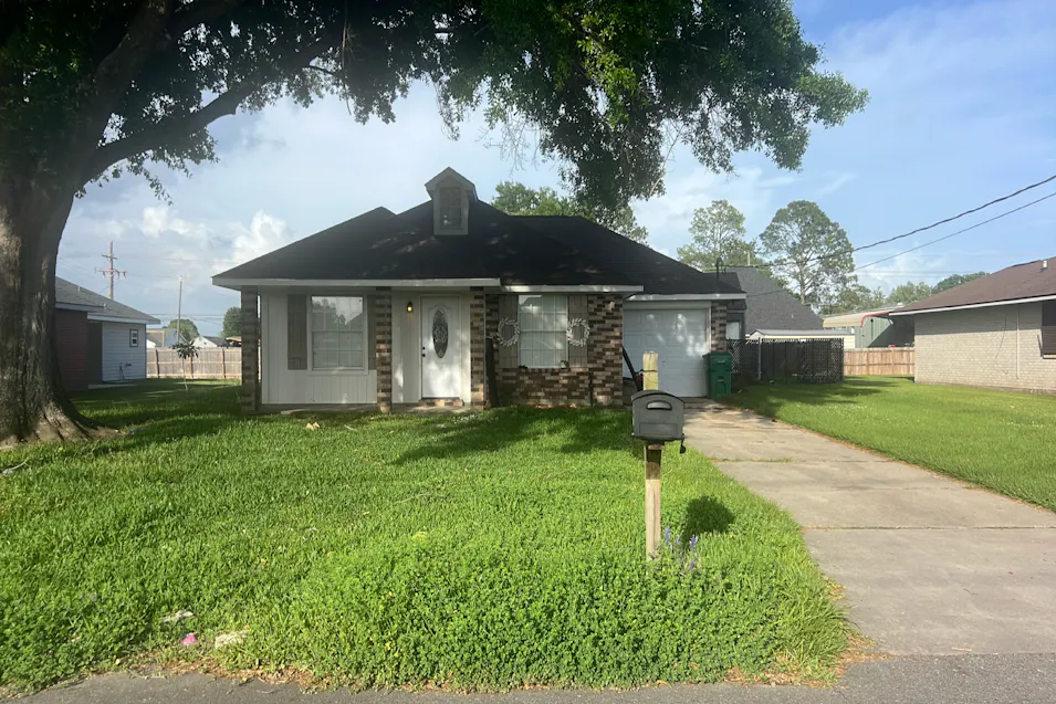 326 N Magnolia St Gramercy, LA 70052, St James County