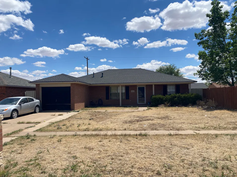 1207 W 32nd St Plainview, TX 79072, Hale County