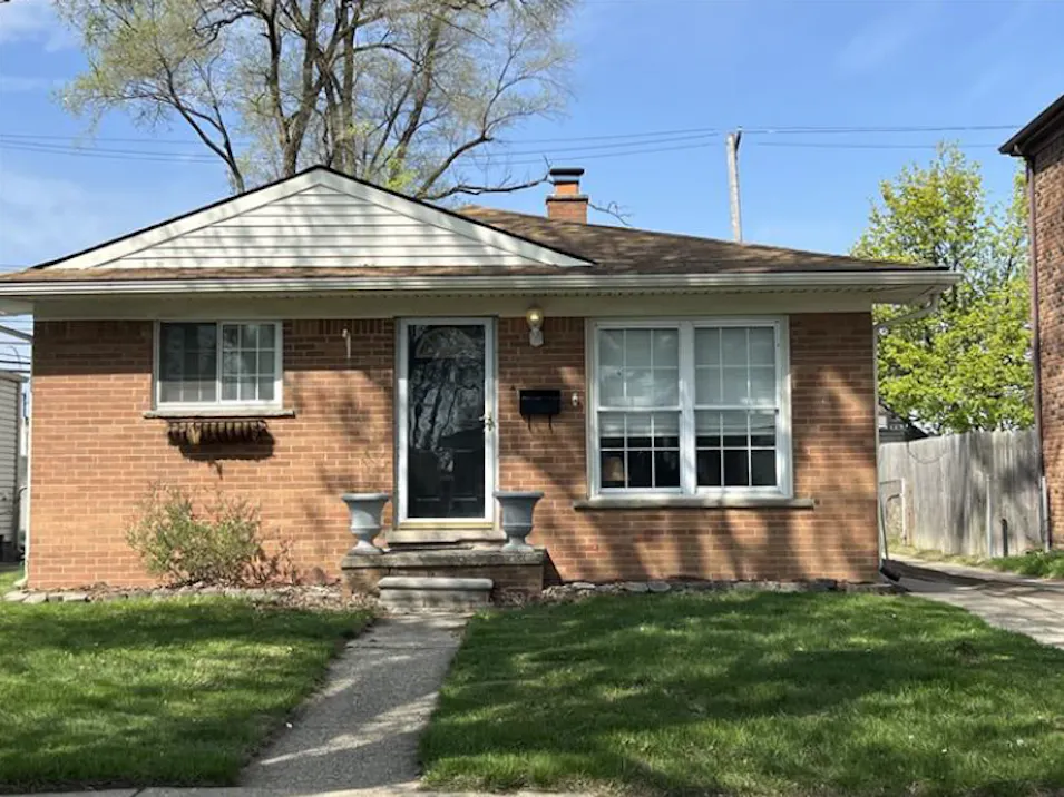 28817 Groveland St Madison Heights, MI 48071, Oakland County