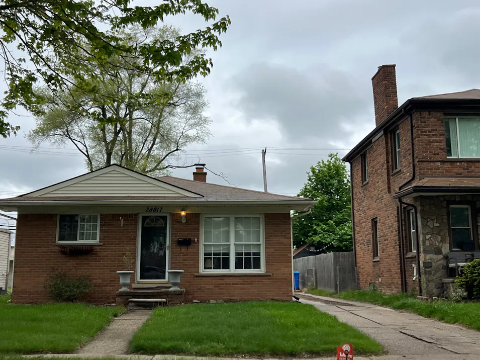 28817 Groveland St Madison Heights, MI 48071, Oakland County