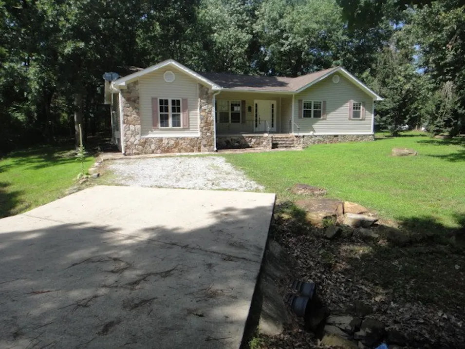 1308 Chimney Rock St Mountain View, AR 72560, Izard County