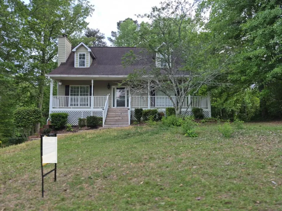 8627 Foxridge Drive Winston, GA 30187, Douglas County