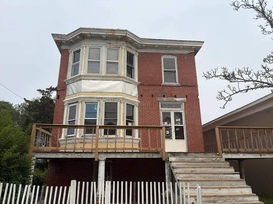 223 West Oak Ave Wildwood, NJ 08260, Cape May County