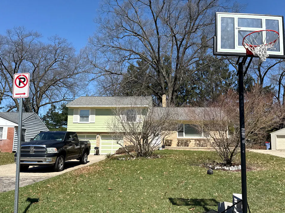 2905 Giddings Ave SE Grand Rapids, MI 49508-1429, Kent County