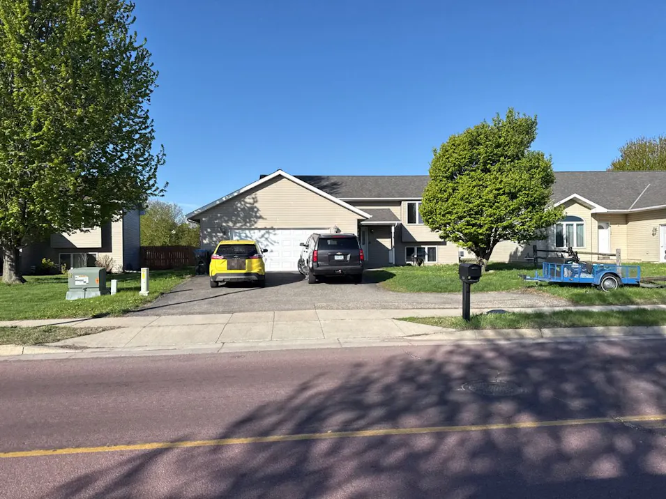 1721 Bassett Dr Mankato, MN 56001, Blue Earth County