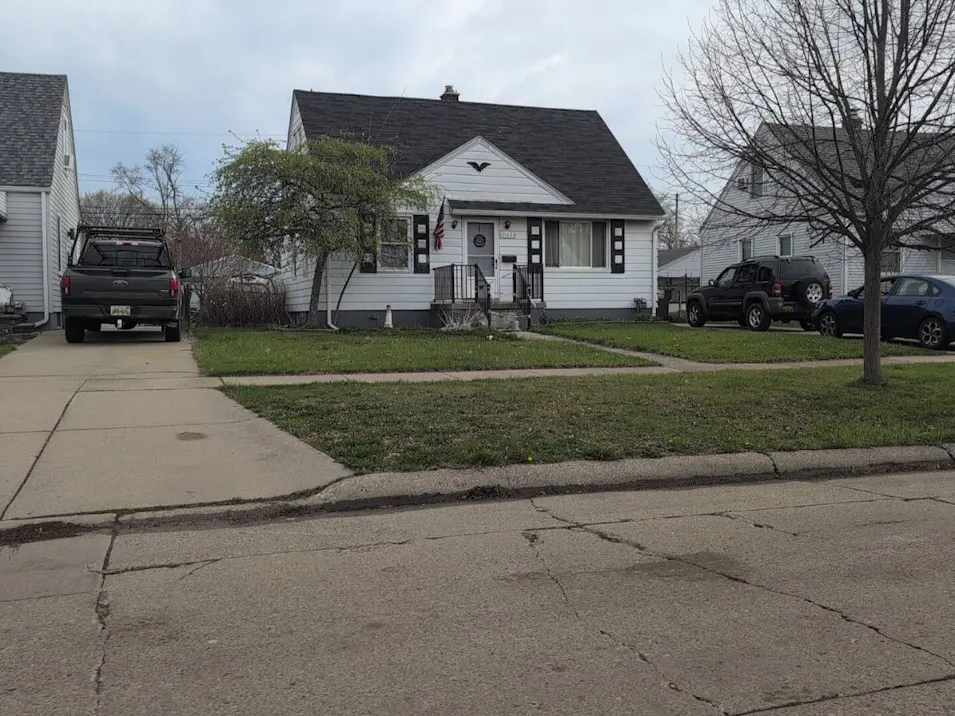 21623 Revere St Saint Clair Shores, MI 48080, Macomb County