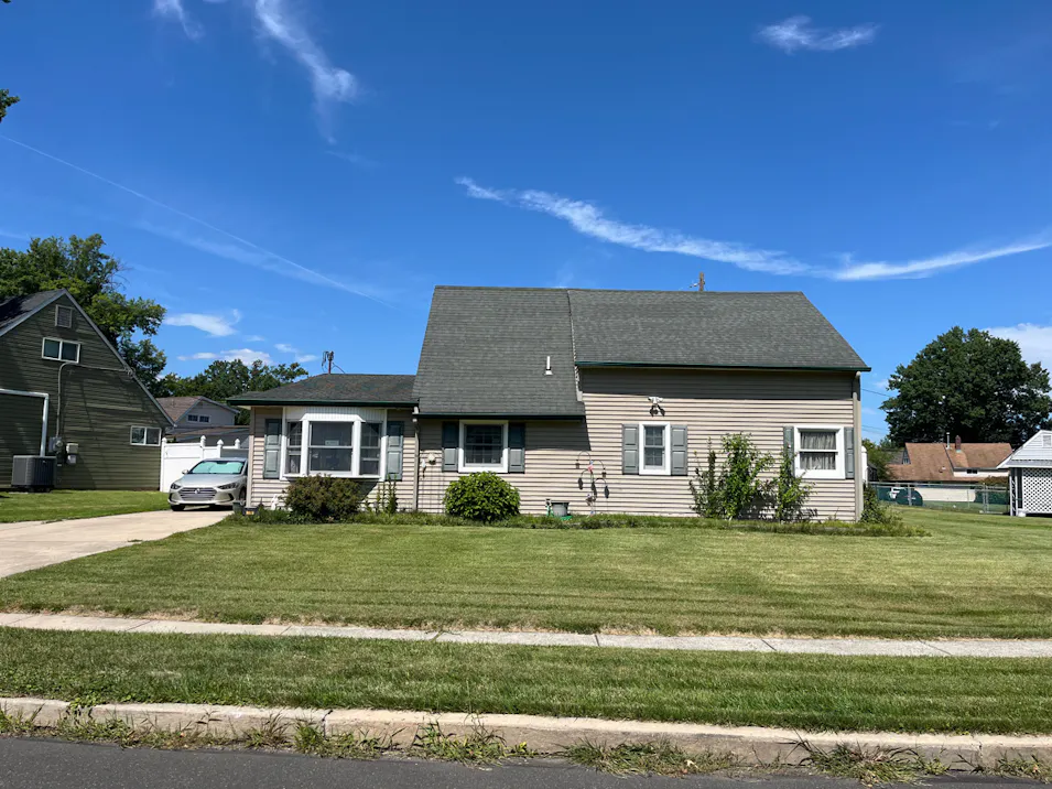 10 Rolling Lane Levittown, PA 19055, Bucks County
