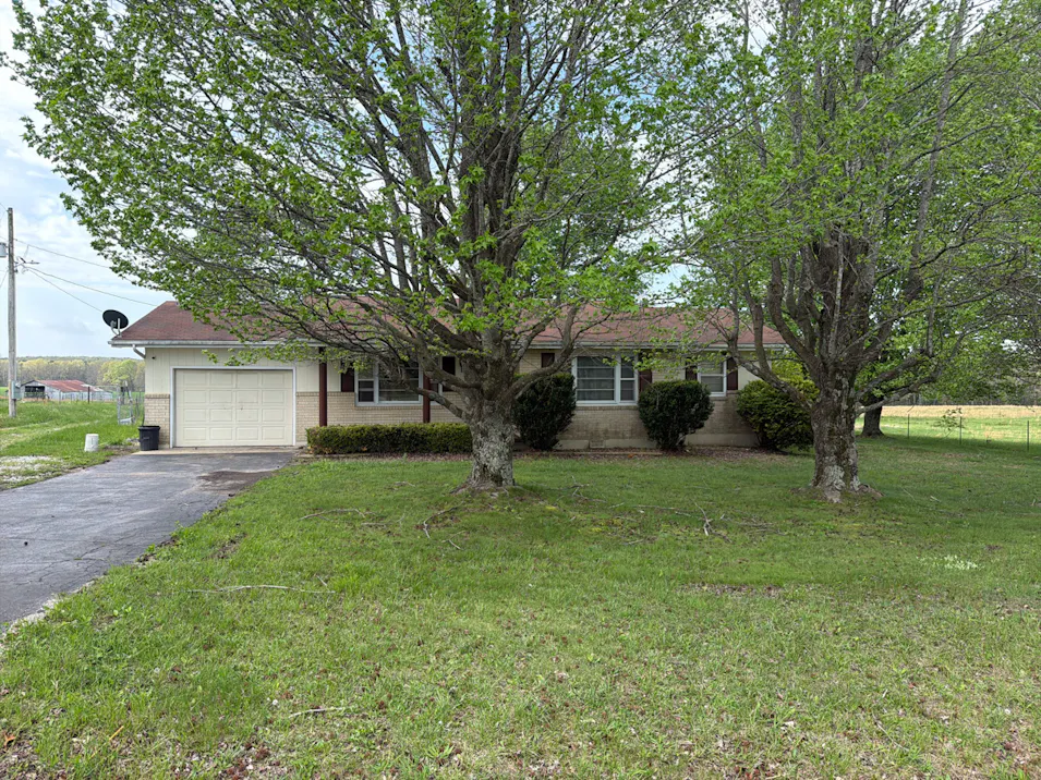 17926 W Highway 32 Licking, MO 65542, Texas County