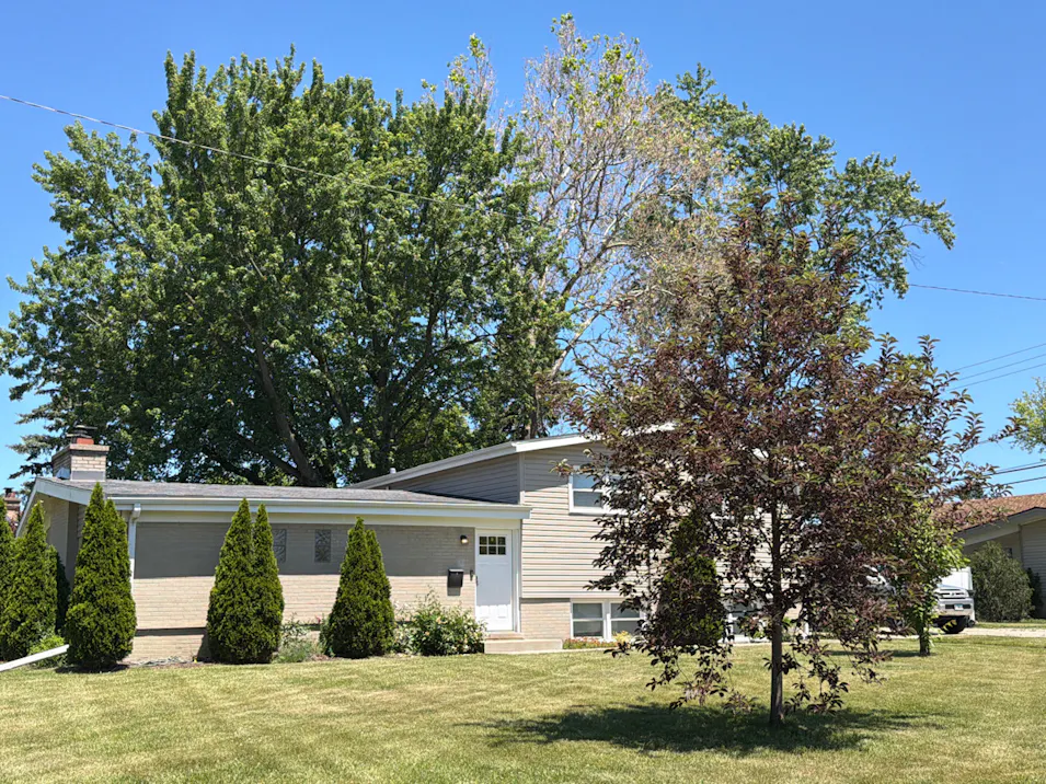 501 Lotus Lane Glenview, IL 60025, Cook County