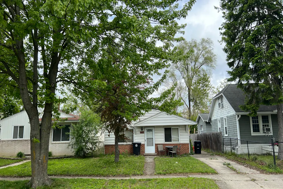 27538 Long St Livonia, MI 48152-2419, Wayne County