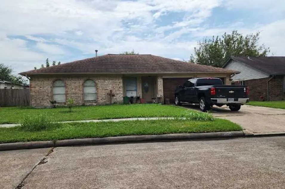 4914 Fairvent St Pasadena, TX 77505, Harris County