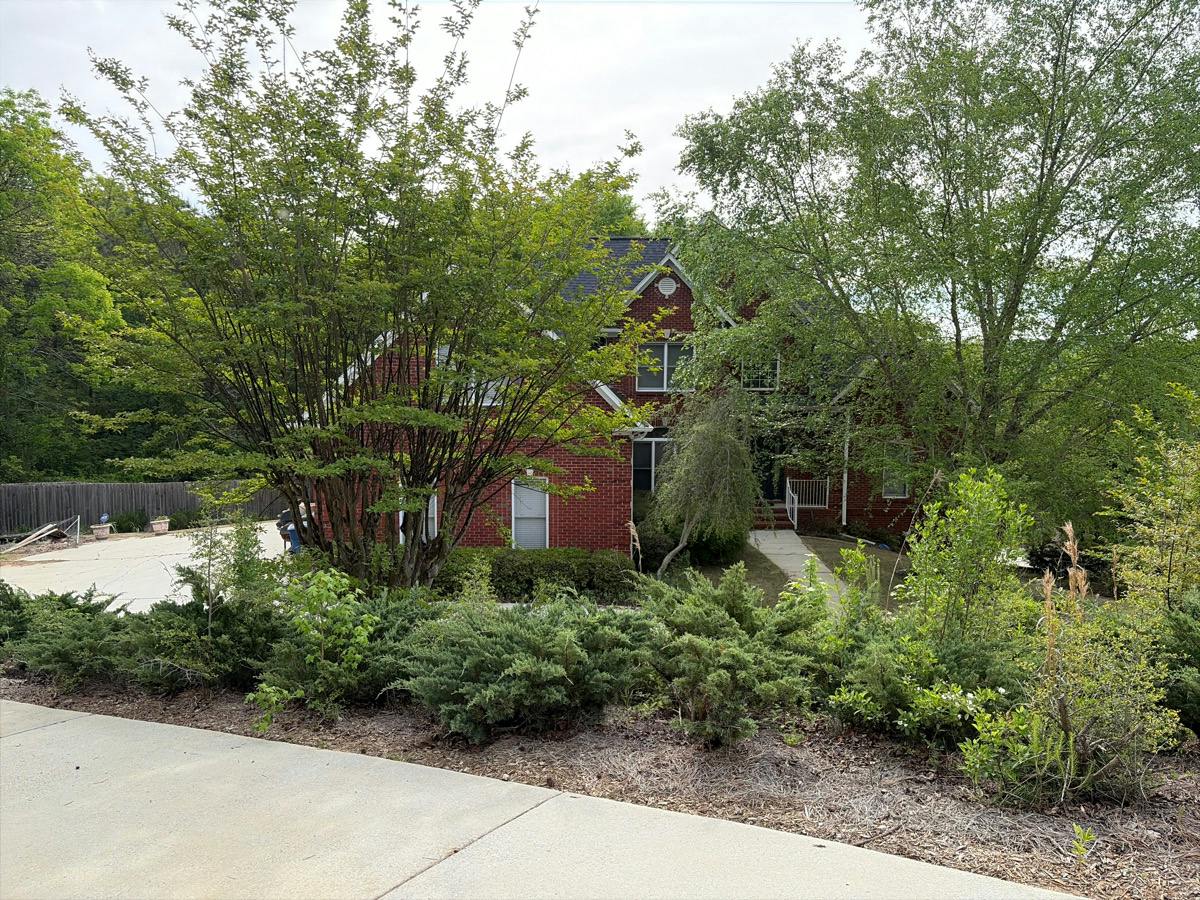 Peppertree Highlands Cir, Trussville, AL 35173