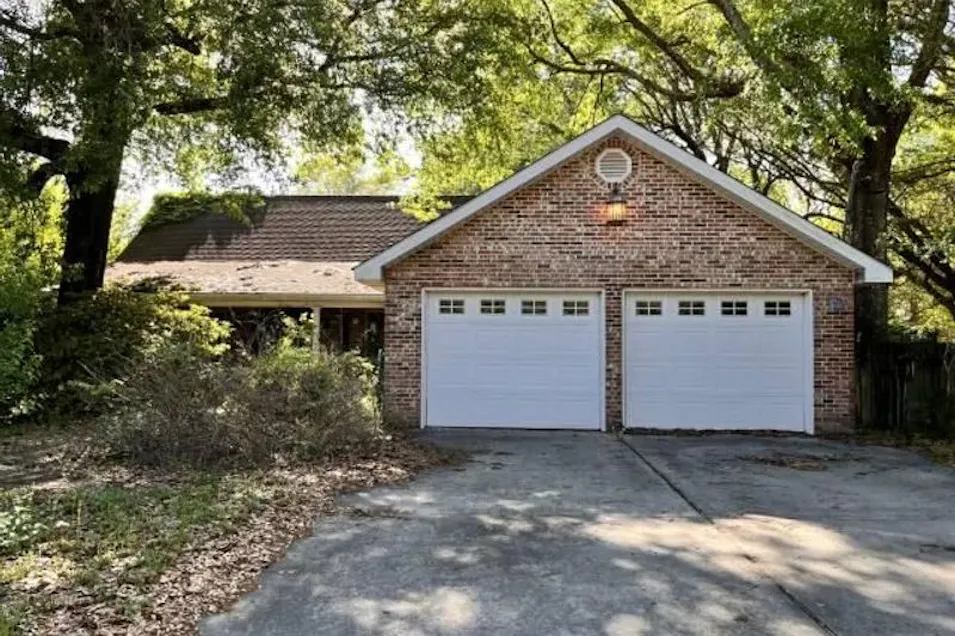 411 Post Ln Biloxi, MS 39531, District Harrison County