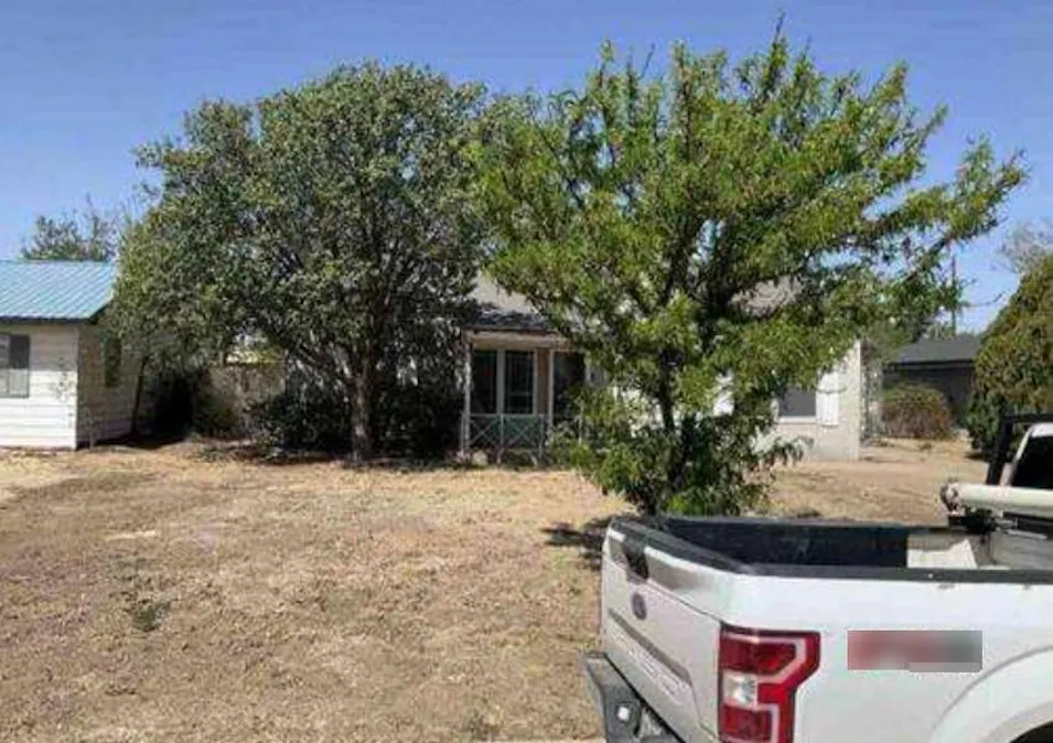 717 N Floyd Avenue Tulia, TX 79088, Swisher County