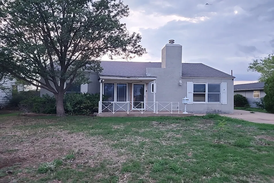 717 N Floyd Avenue Tulia, TX 79088, Swisher County
