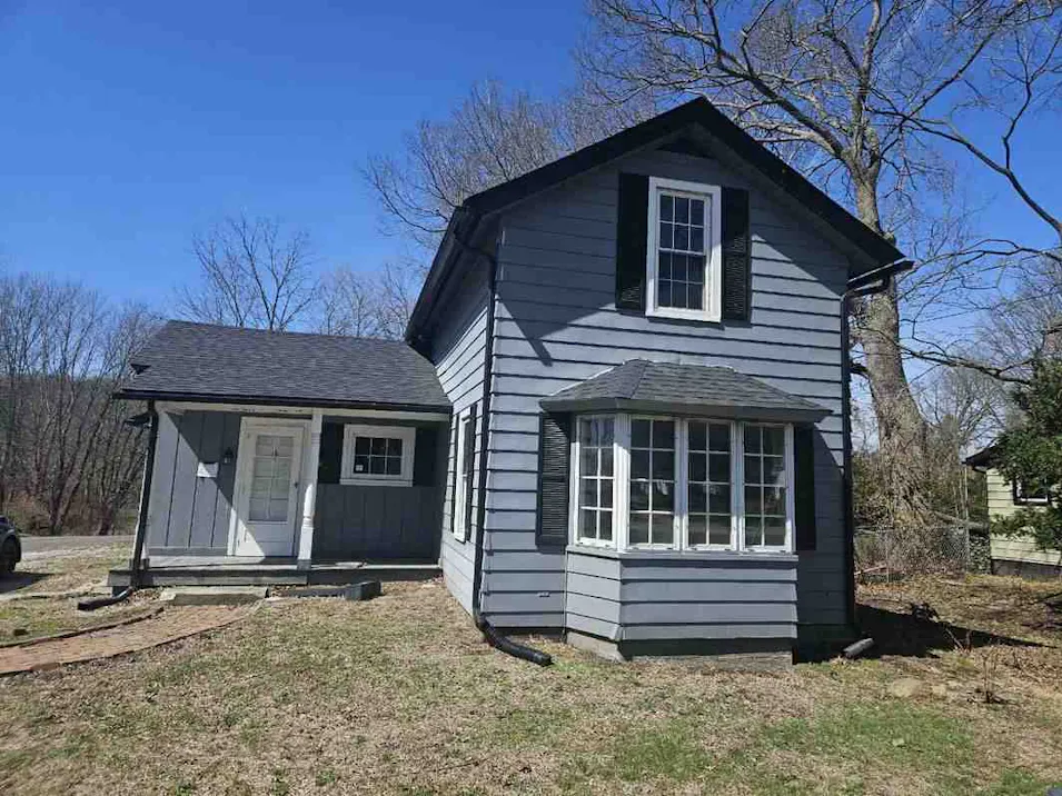 7596 Middle St Clinton, OH 44216, Summit County