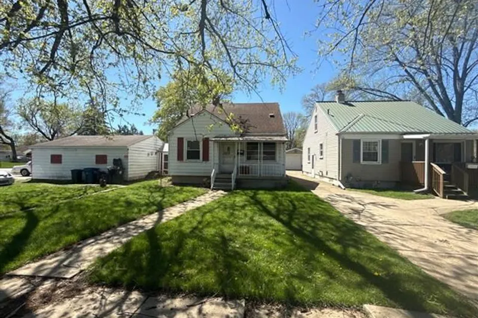 15811 Knight Redford, MI 48239, Wayne County