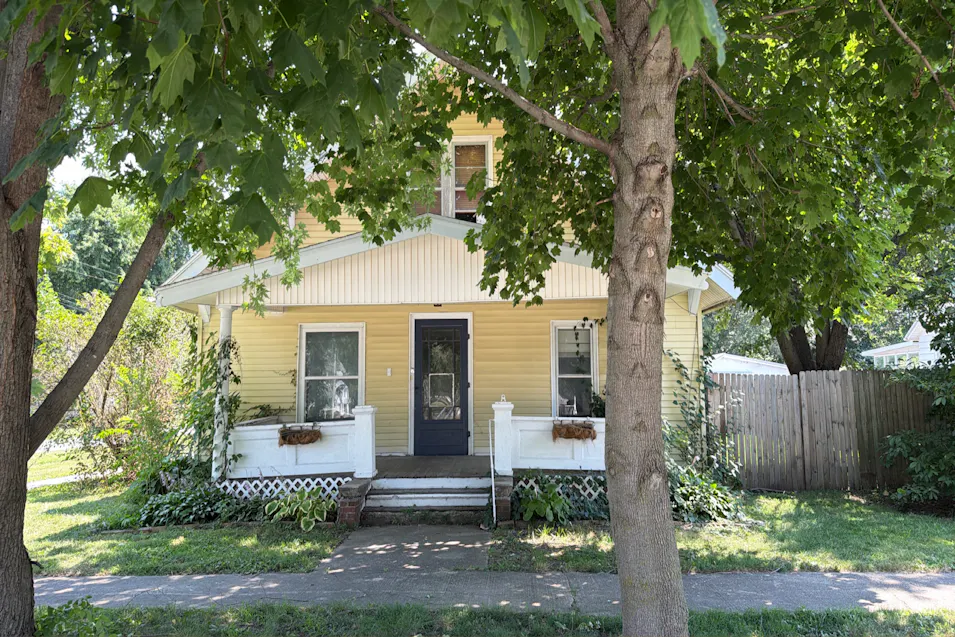 295 N Chamberlain St Roseville, IL 61473, Warren County