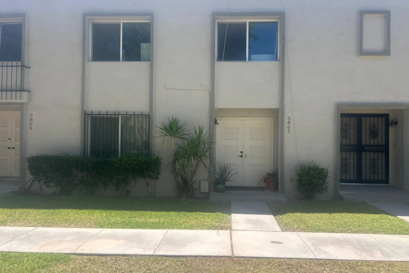 5867 E Thomas Road