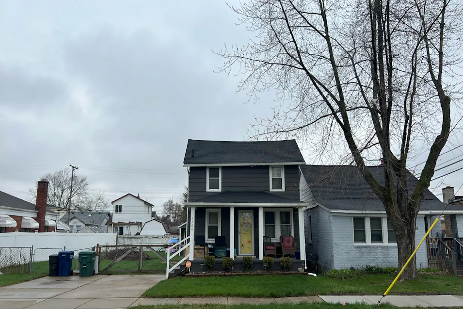 1304 Stewart Ave Lincoln Park, MI 48146, Wayne County