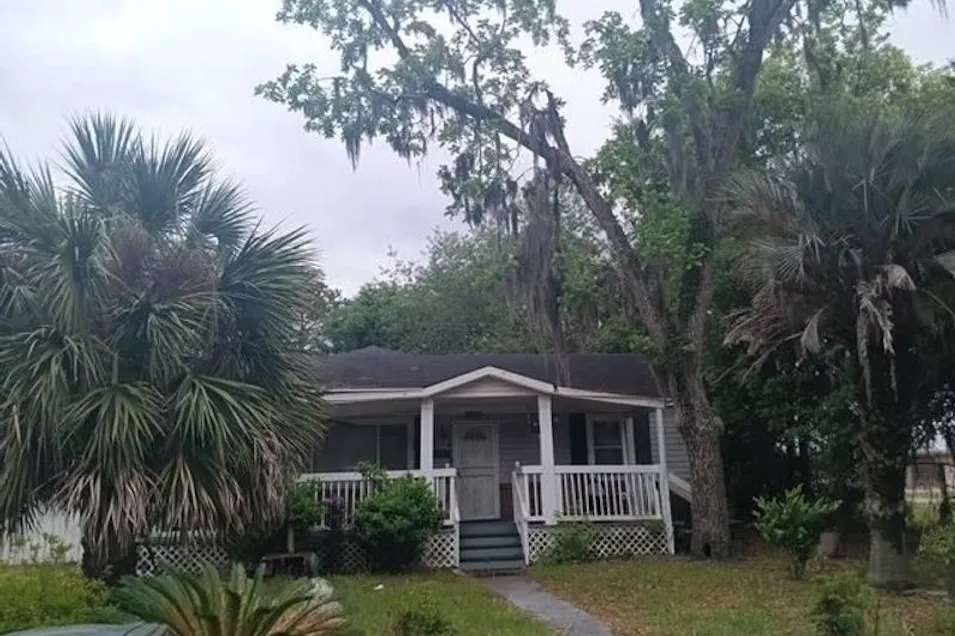 3815 Skidaway Rd Savannah, GA 31404, Chatham County
