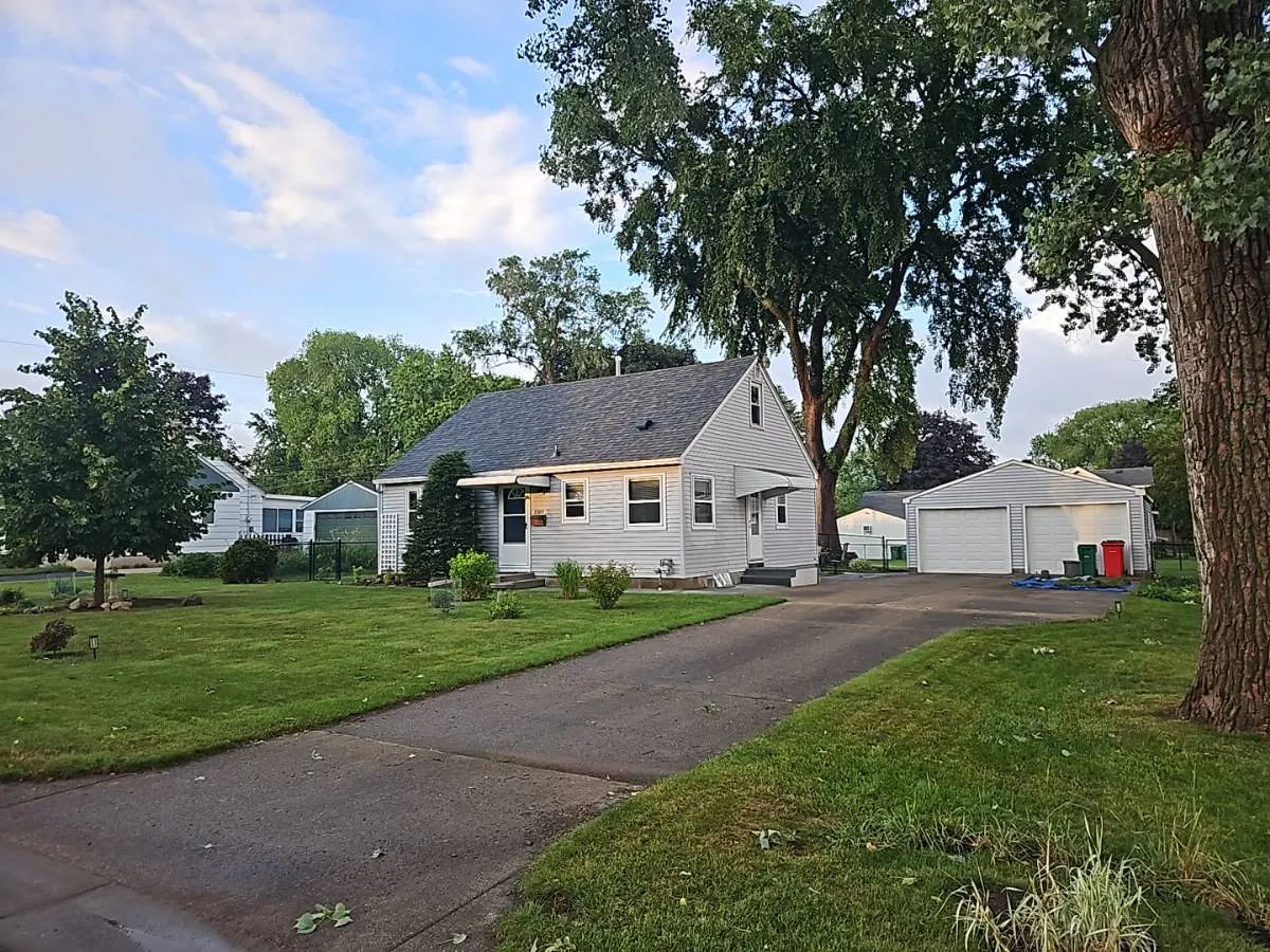 16th Ave, Minneapolis, MN 55425 #1