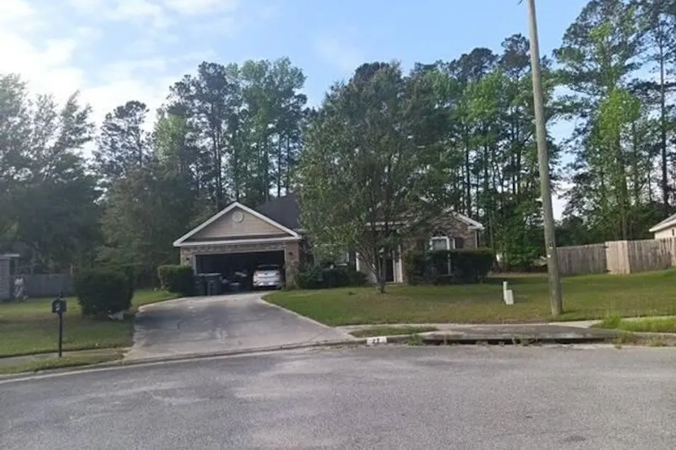 27 Montero Dr Savannah, GA 31405, Chatham County