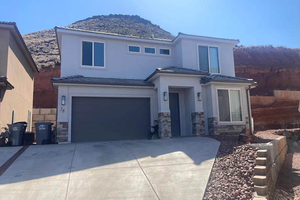 438 N Stone Mountain Dr Unit 18 St George, UT 84770, Washington County