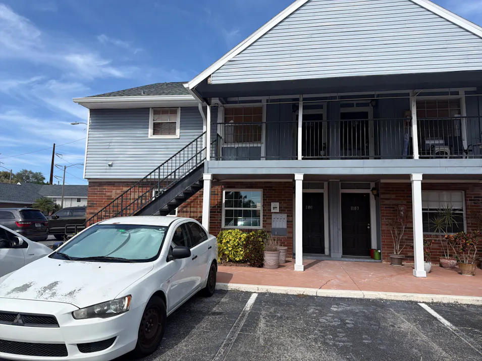 200 Country Club Dr 1101 Largo, FL 33771, Pinellas County