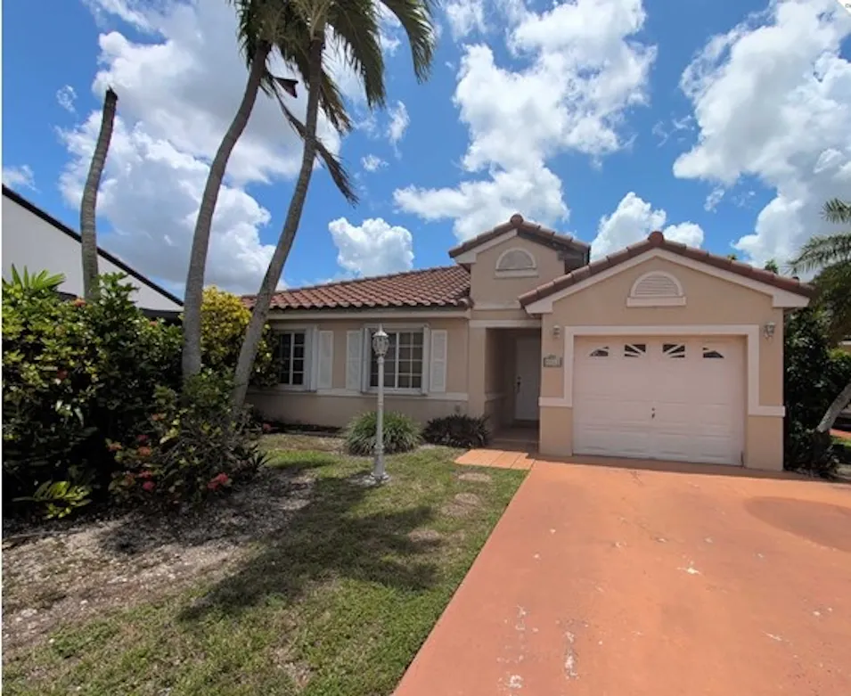8462 SW 158th Ct Miami, FL 33193, Miami-Dade County