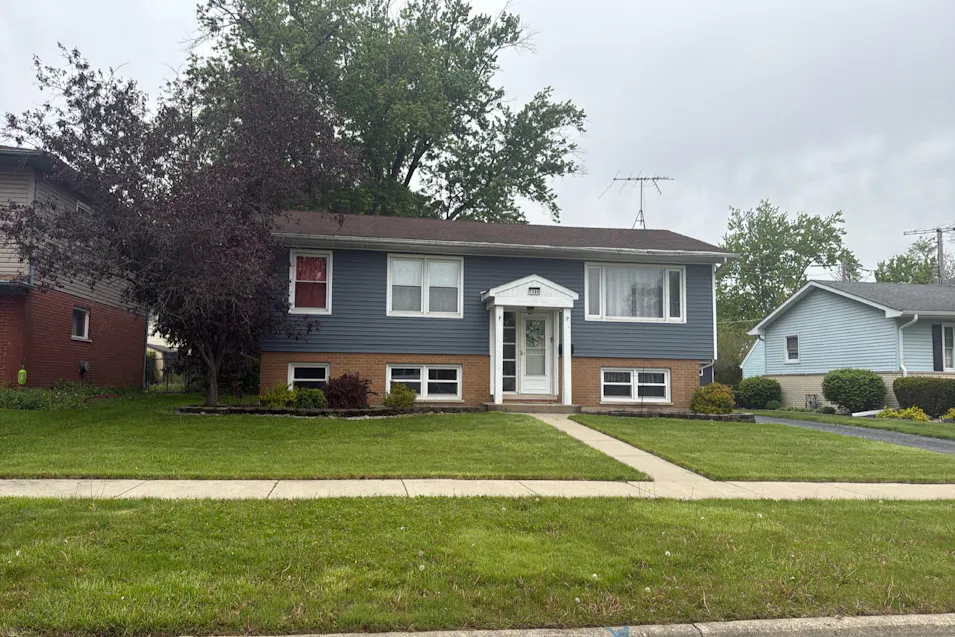 1444 East St Crete, IL 60417, Will County