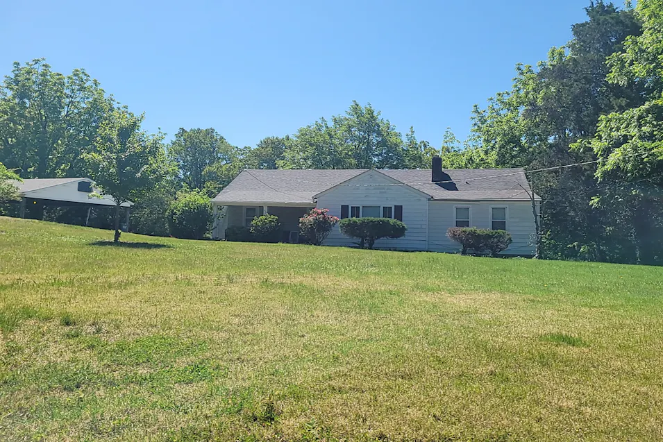 1726 Green Ridge Rd Salem, VA 24153, Salem City County