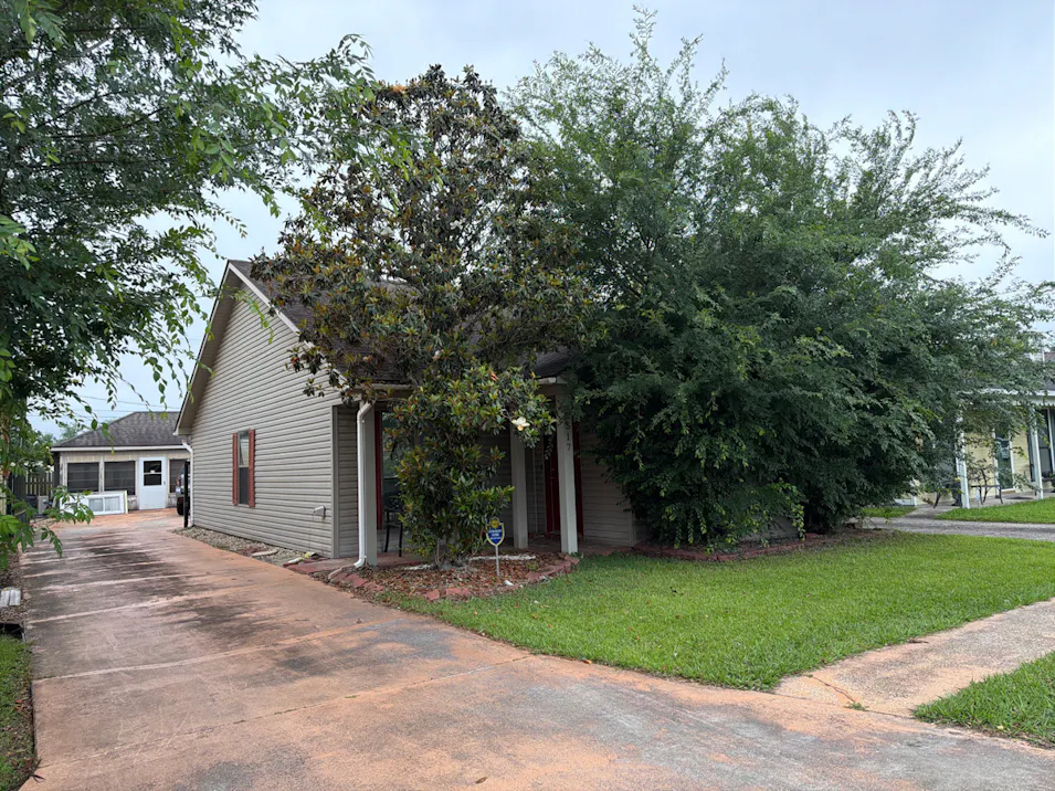 2517s Nottoway Ave Gonzales, LA 70737, Ascension Parish County