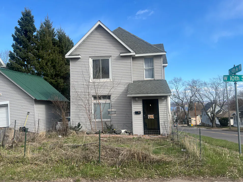 2332w 10th St Duluth, MN 55806, St. Louis County