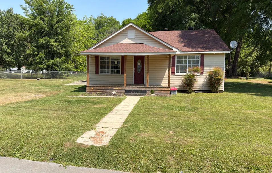 171 Moore Street Summerville, GA 30747, Chattooga County