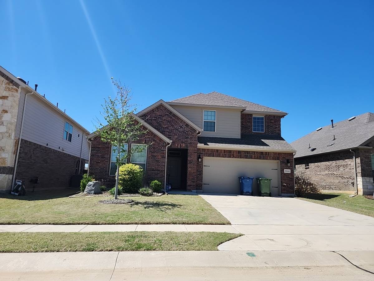 3235 HUNTERS GLEN Dr  