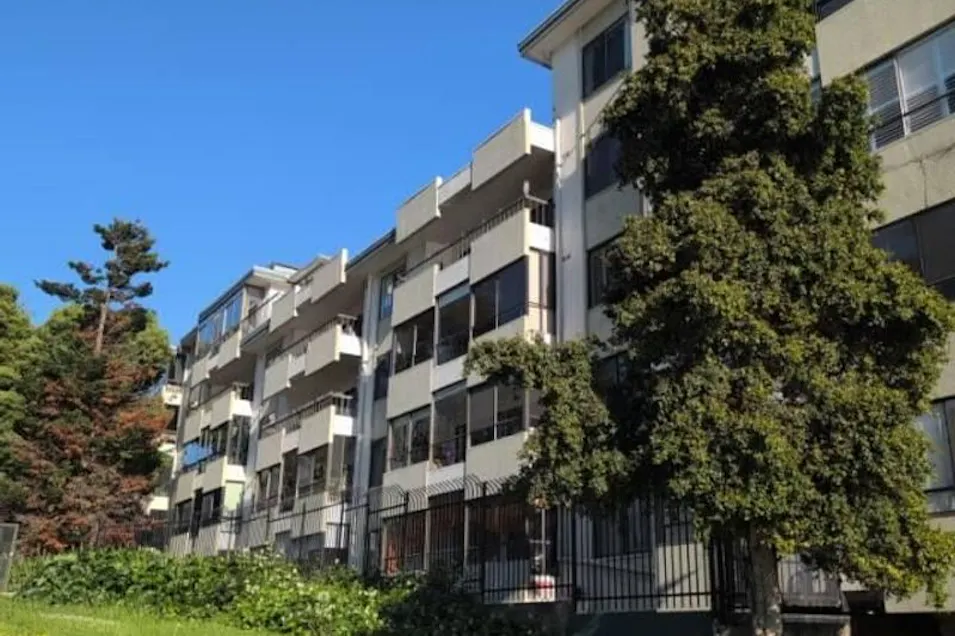 1830 Lakeshore Ave 111 Oakland, CA 94606, Alameda County