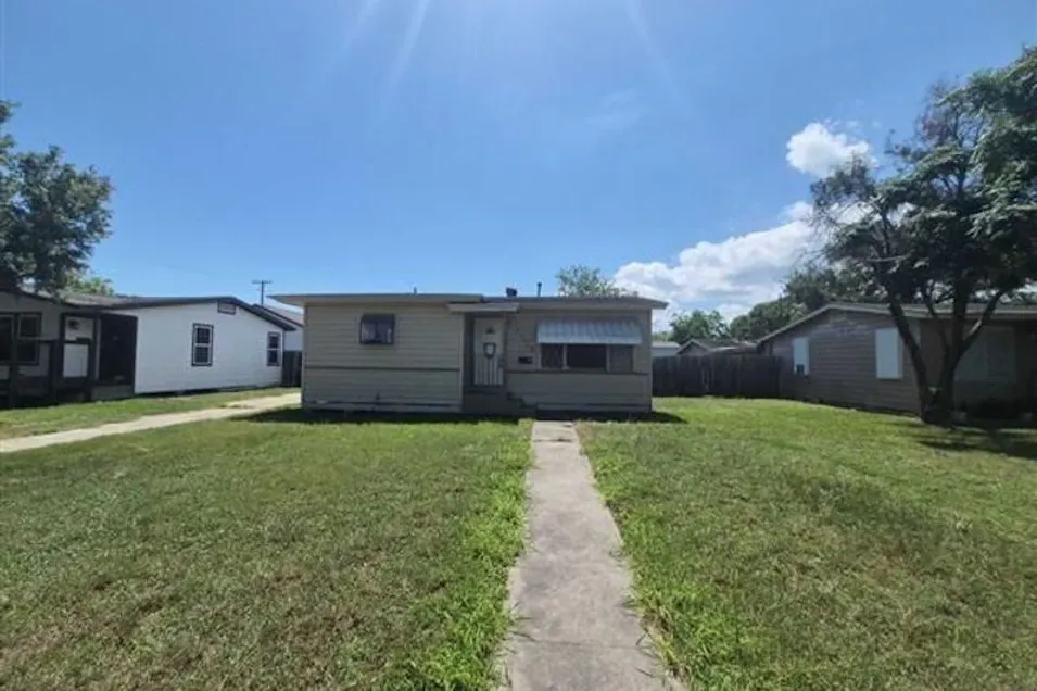 4954 Jo An St Corpus Christi, TX 78415, Nueces County