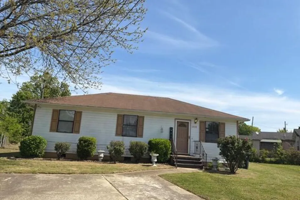 2505 John J Eagan Circle Birmingham, AL 35204, Jefferson County