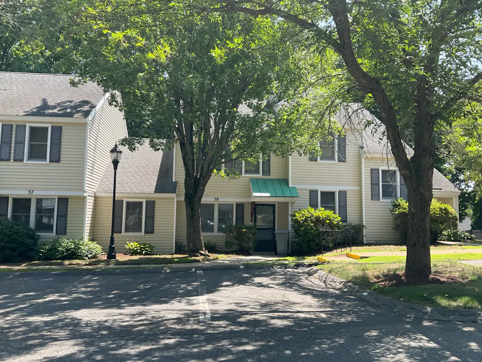 58 Victoria Heights Road, Unit 58, Clarendon Hill Condominium Hyde Park, MA 02136, Suffolk County