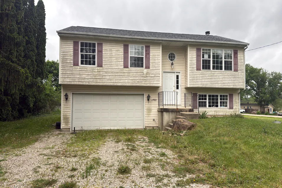 1701 Hawthorne Ct. McHenry, IL 60050, McHenry County