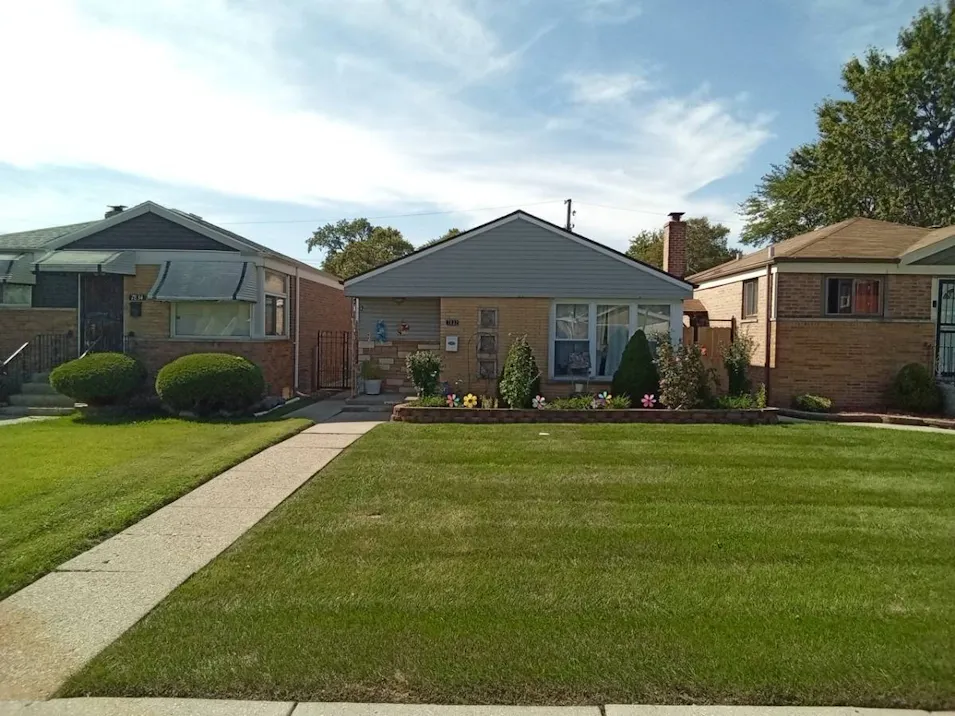 7832 S Christiana Avenue Chicago, IL 60652, Cook County