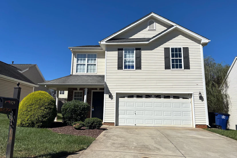 929 Peachtree Meadows Cir