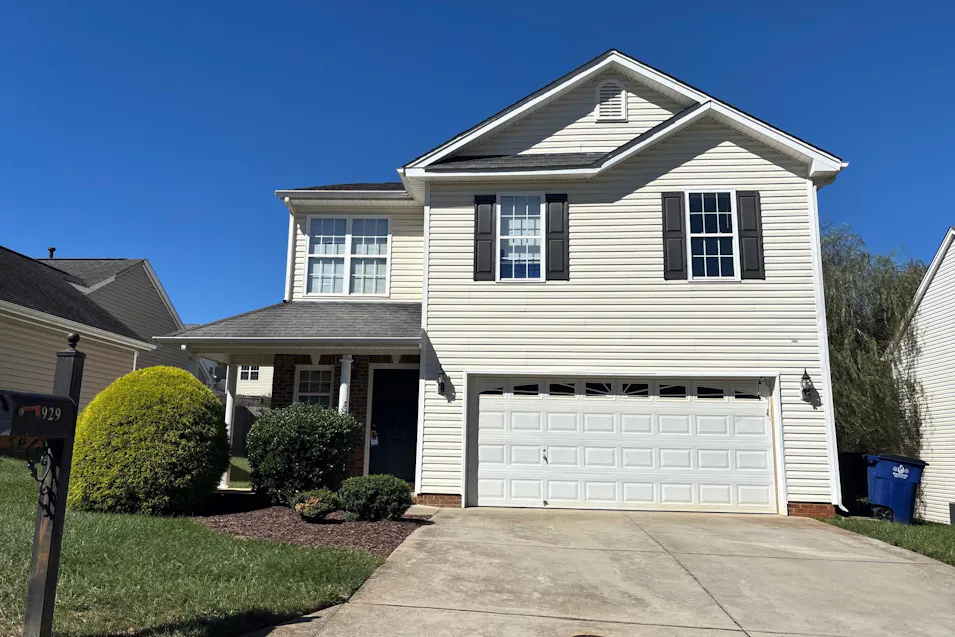 929 Peachtree Meadows Cir Kernersville, NC 27284, Forsyth County