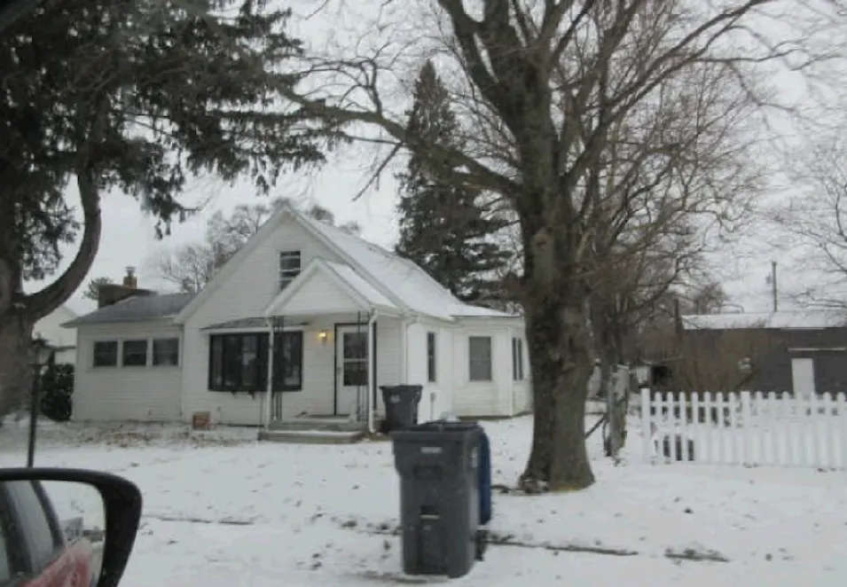 706 W Davis St Hamlet, IN 46532, Starke County