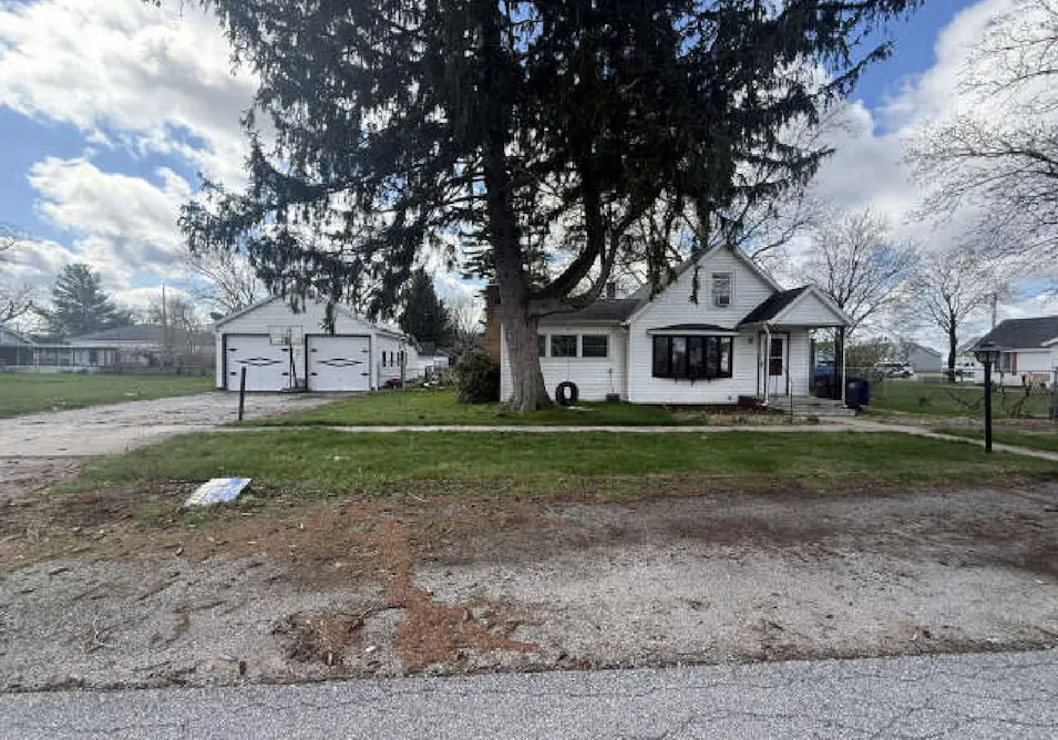 706 W Davis St Hamlet, IN 46532, Starke County