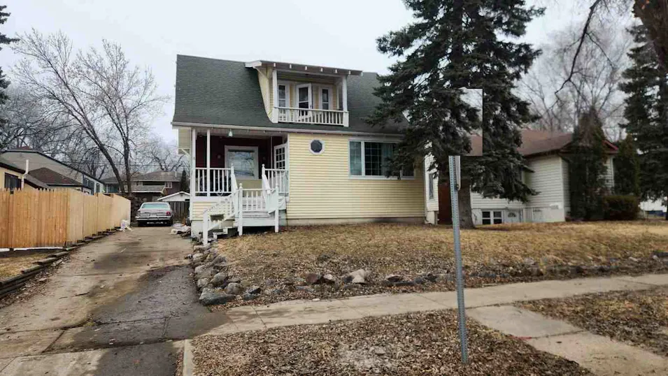 228 W Rosser Ave Bismarck, ND 58501, Burleigh County